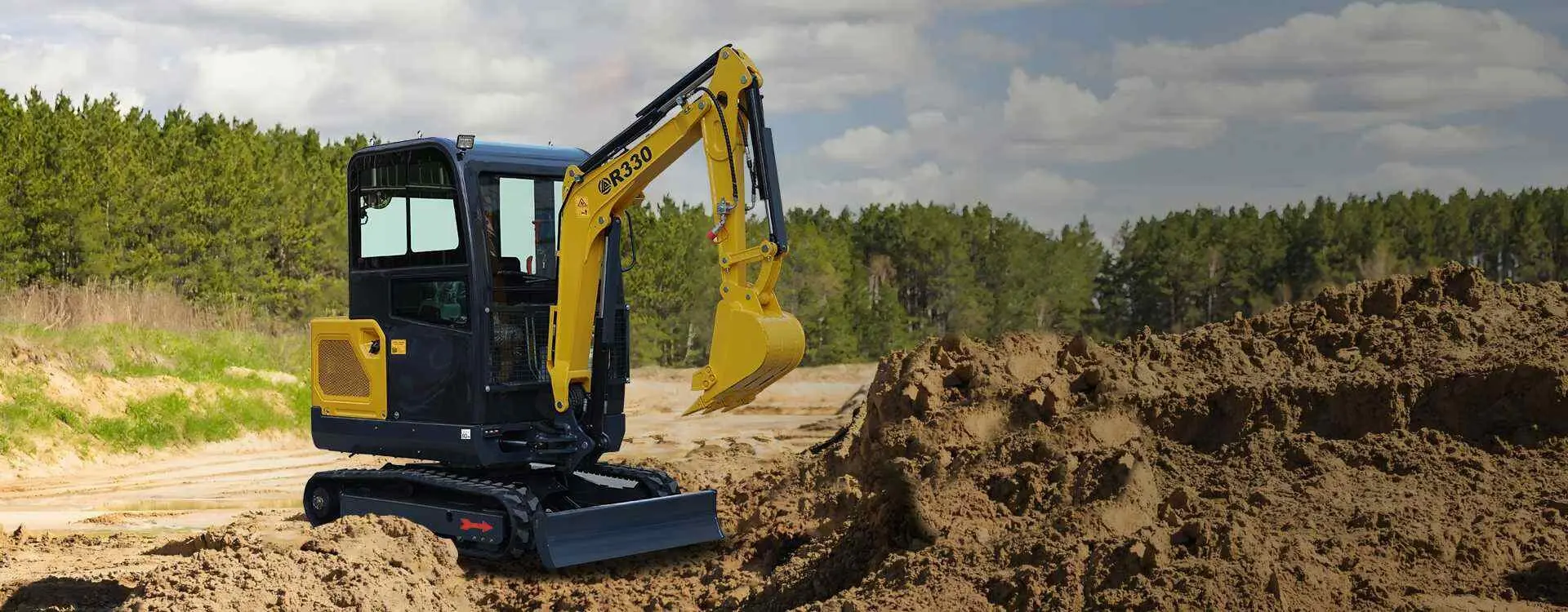 Мини-экскаватор Rippa R330 (Black/Yellow)