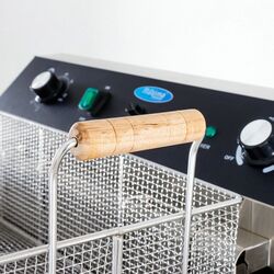 Фритюрница электрическая Maxima 09365234 (Inox/Black) Thumb