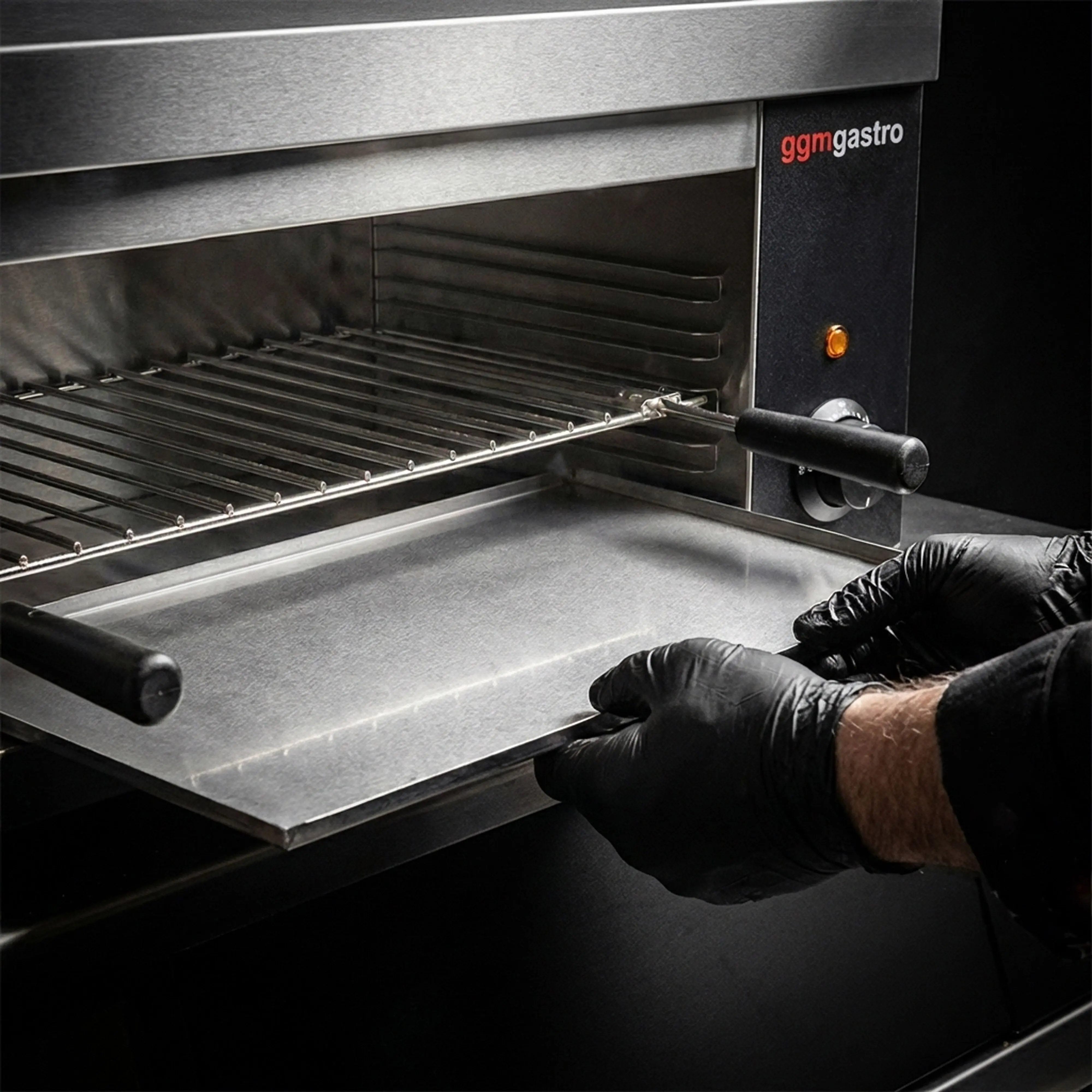 Гриль-саламандра GGM Gastro Kompakt SMJ64 (Black/Inox) - 5
