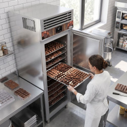 Dulap frigorific pentru ciocolată GGM Gastro Premium SKSF700 (Inox) Thumb