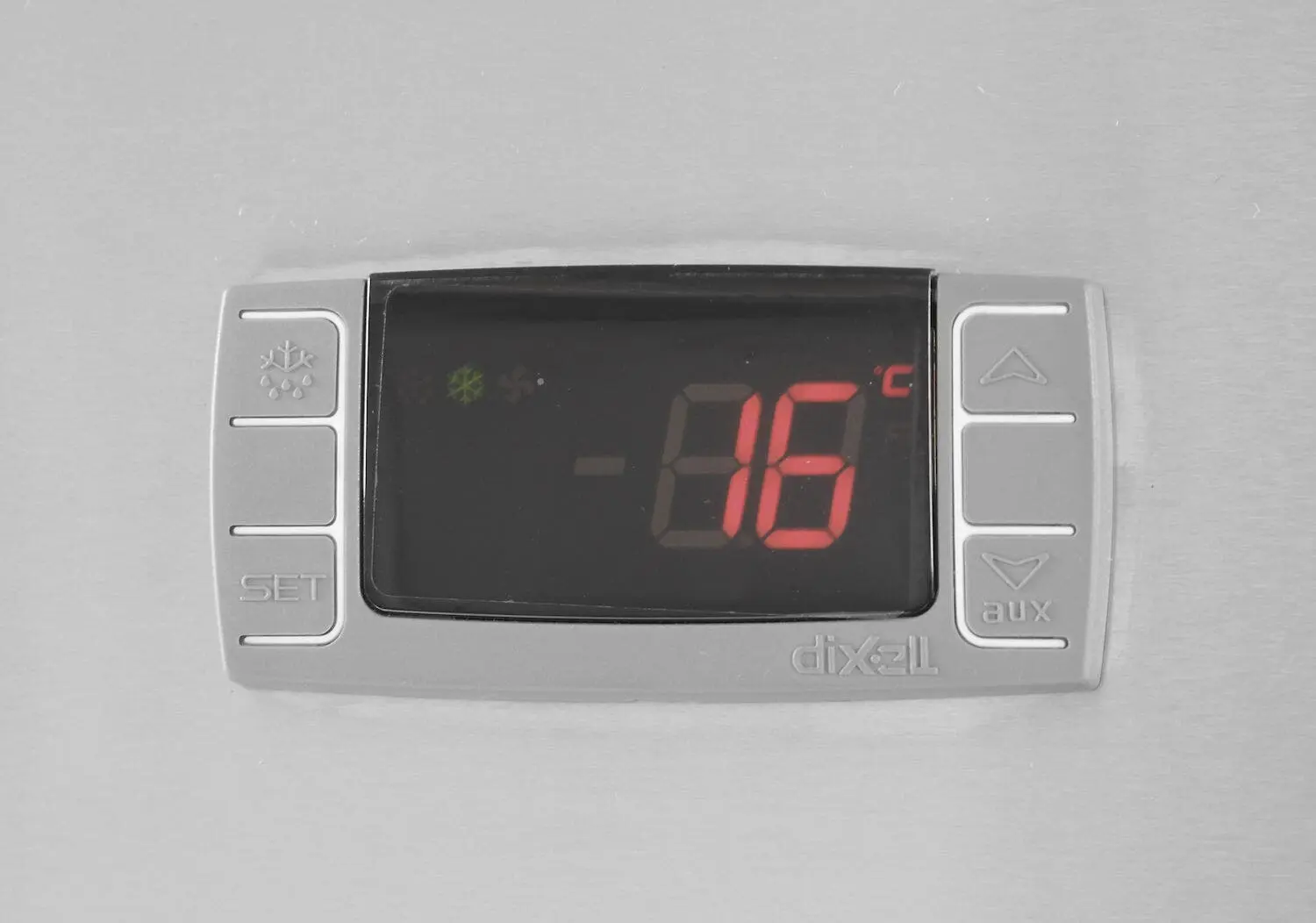 Dulap frigorific Hendi Arktic Profi Line 233108 (Inox)