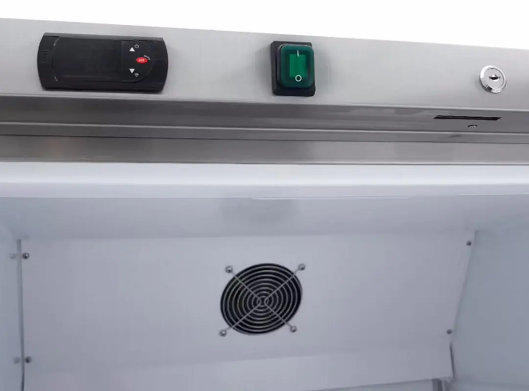 Холодильный шкаф Maxima 9405028 (Inox)