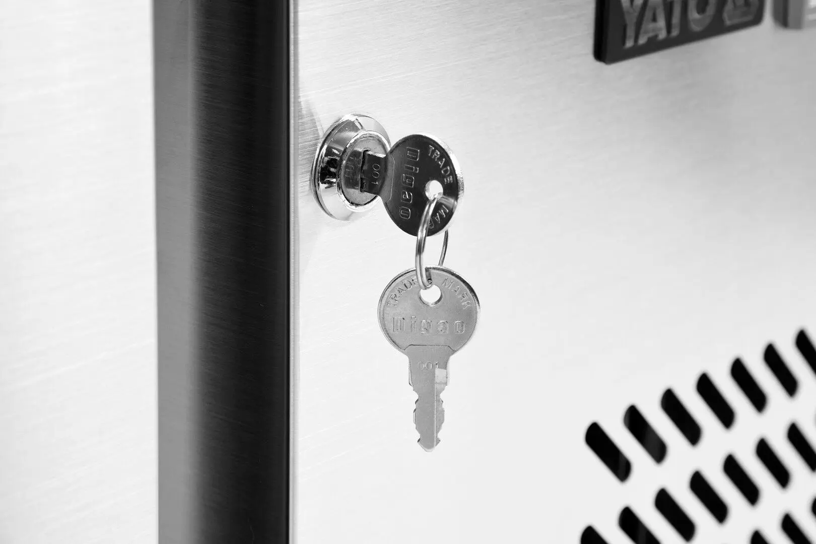 Холодильный стол Yato YG-05256 (Silver)