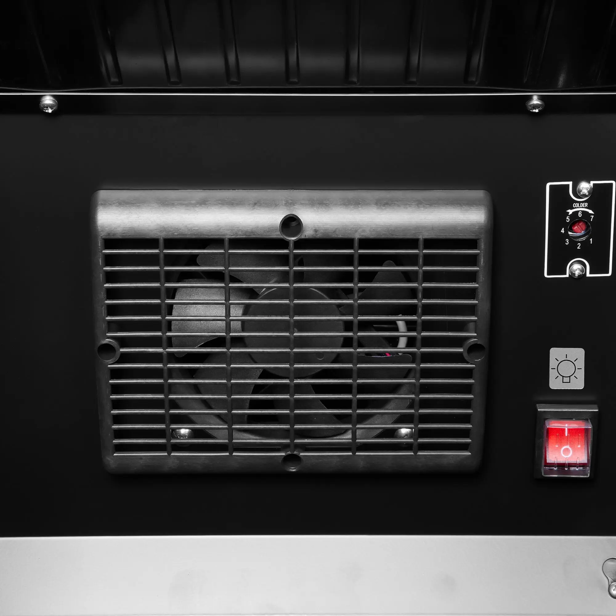 Холодильная витрина для напитков GGM Gastro RKGSGC135 (Black) - 3