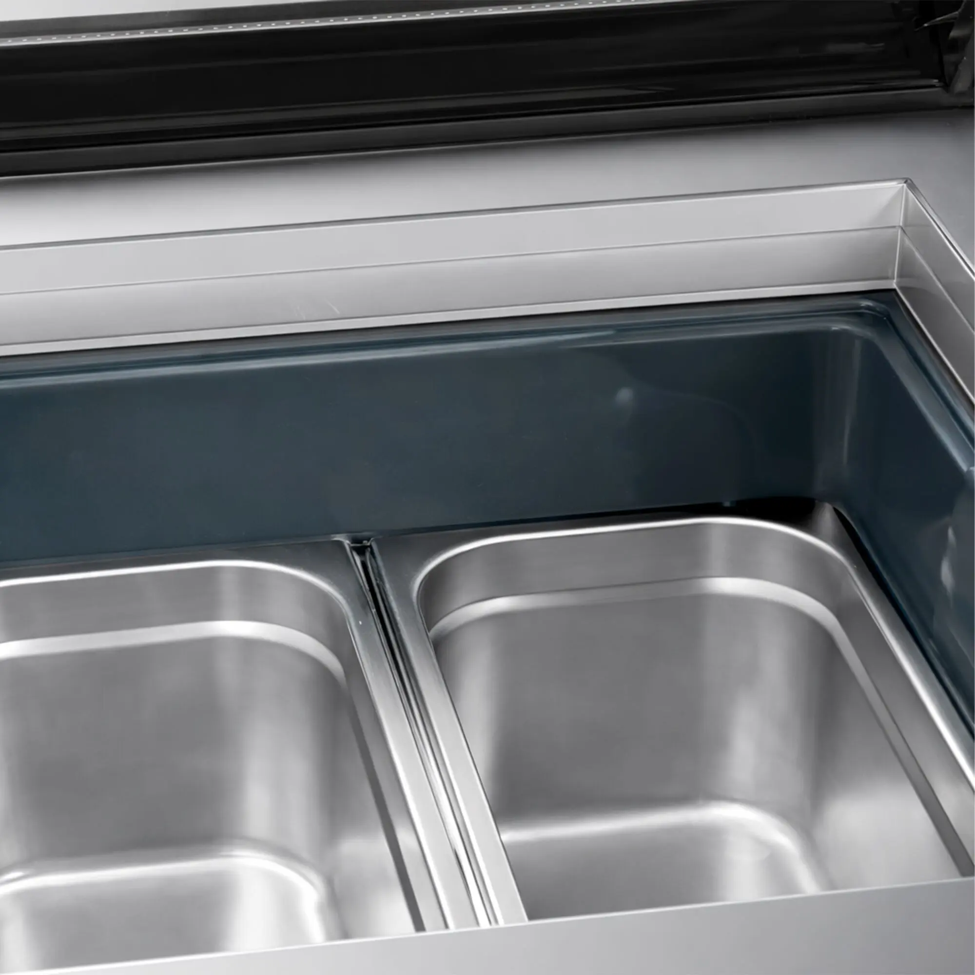 Витрина для мороженого GGM Gastro EAVNR67N (Inox) - 11
