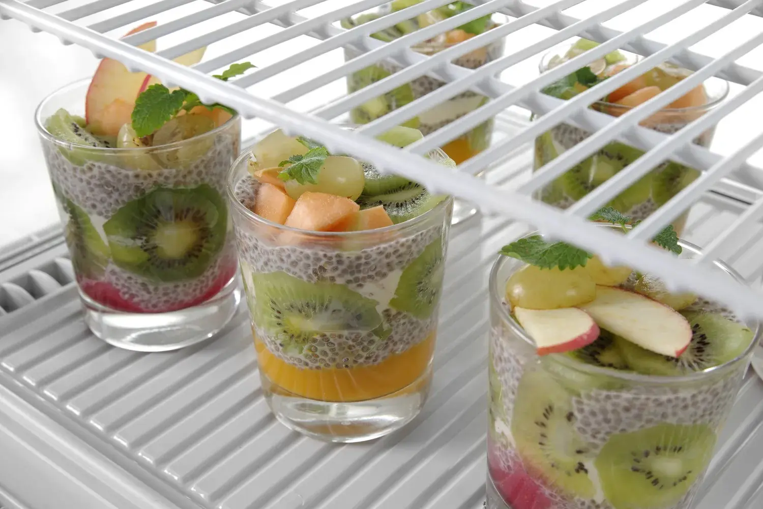 Vitrina frigorifica Hendi Arktic 233634 (White)