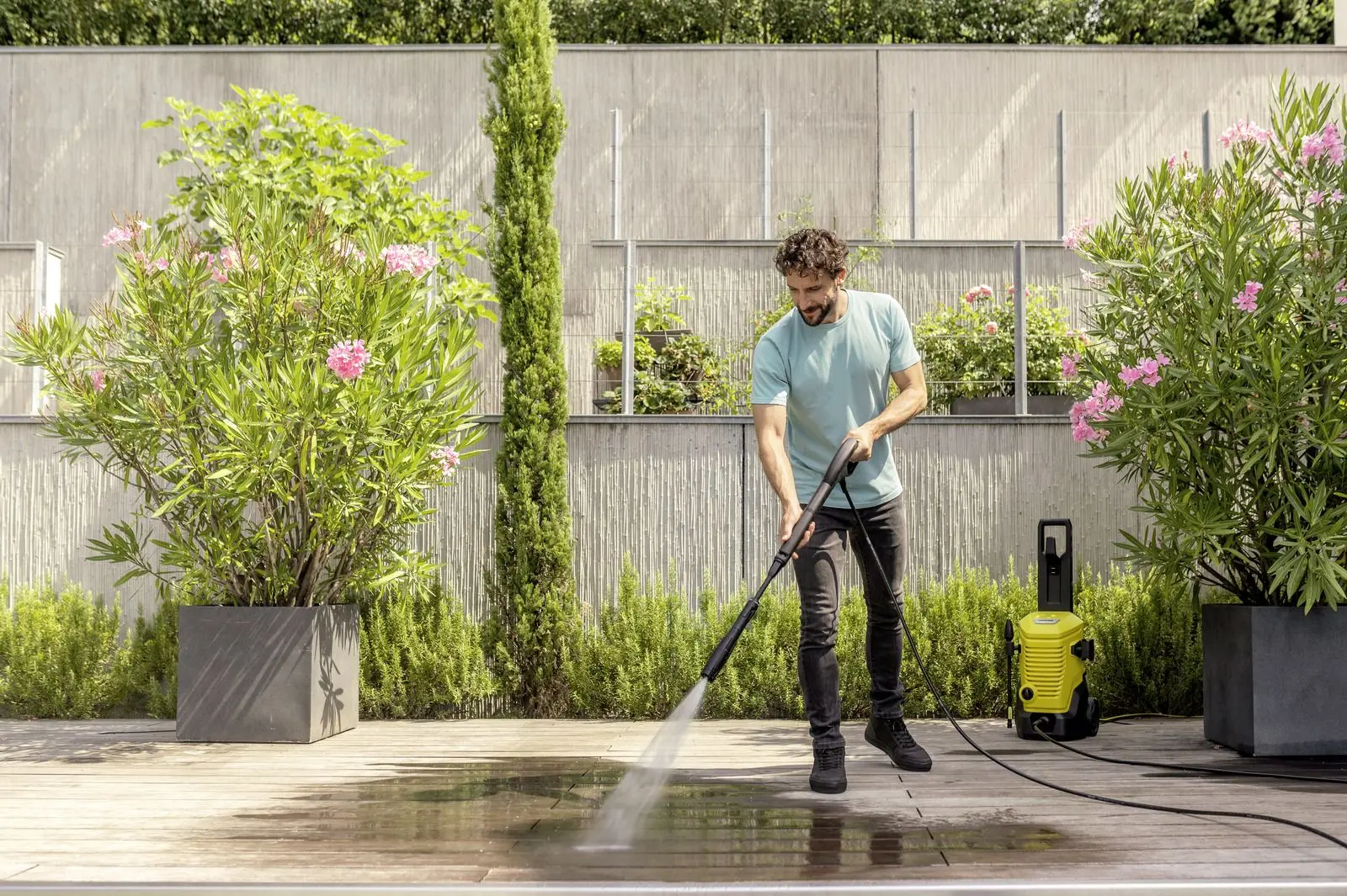 Aparat de spalat cu presiune Karcher K 4 WCM (Yellow/Black) - 6