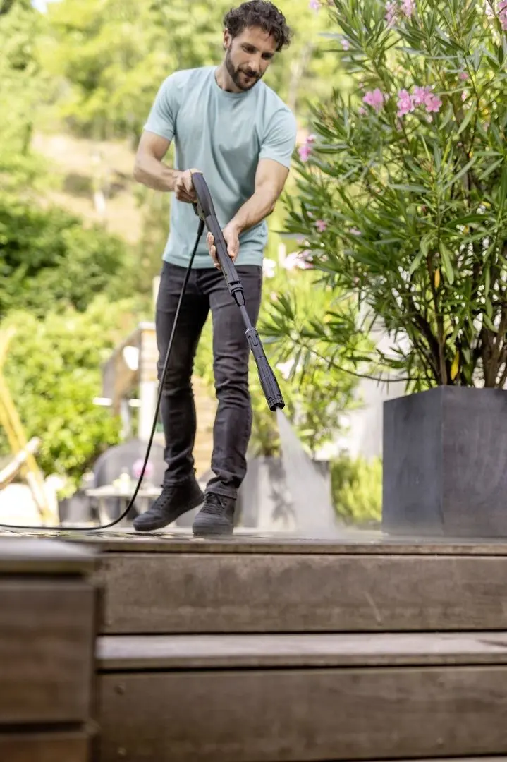 Aparat de spalat cu presiune Karcher K 4 WCM (Yellow/Black) - 8