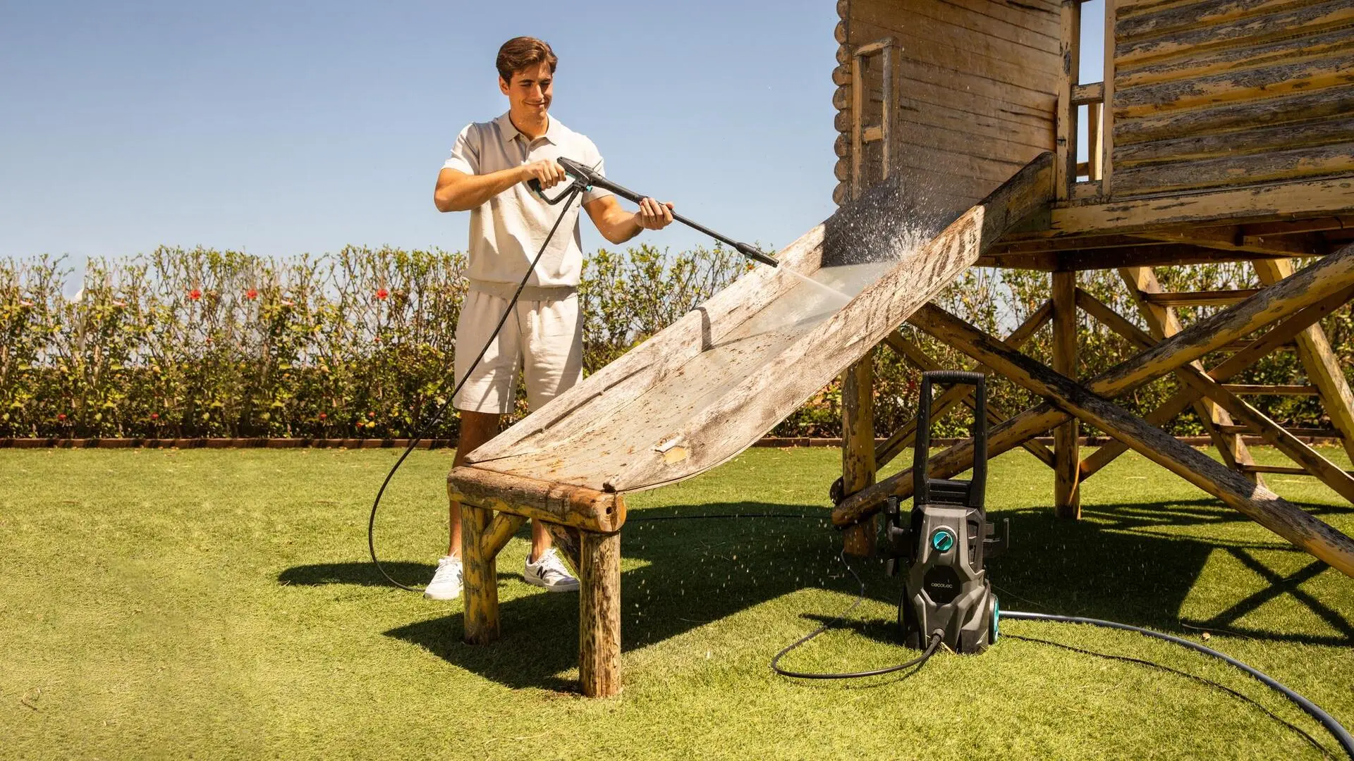 Aparat de spalat cu inalta presiune Cecotec HydroBoost 1600 Car&Garden