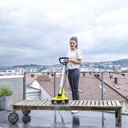 Masina de spalat pardoseli cu acumulator Karcher PCL 3-18 (Yellow) Thumb