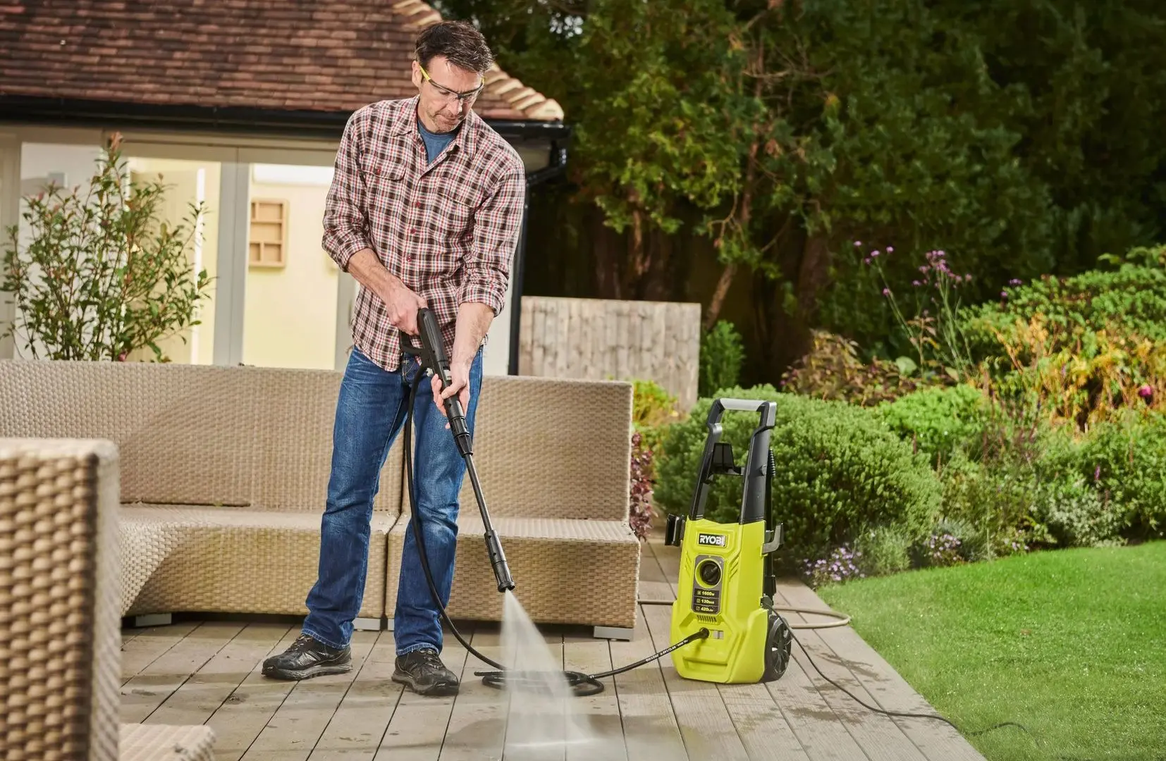 Aparat de spalat cu presiune Ryobi RY130PWA-P (Green/Black)