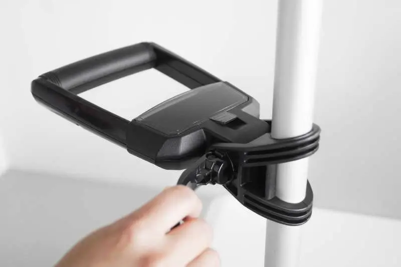 Аккумуляторный очиститель садовых дорожек Einhell GE-CC 18 XPWR SOLO 18 В