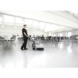 Поломоечная машина Nilfisk SC351 Full Pkg (Grey) Thumb