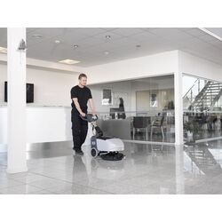 Поломоечная машина Nilfisk SC351 Full Pkg (Grey) Thumb