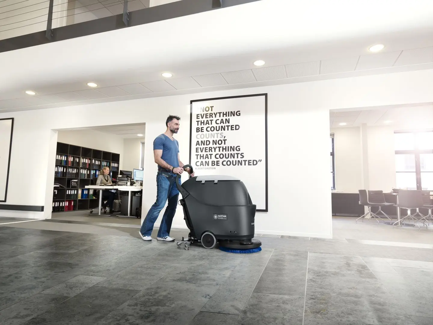 Поломоечная машина Nilfisk SC430 53 B Go Full Pkg (Grey)