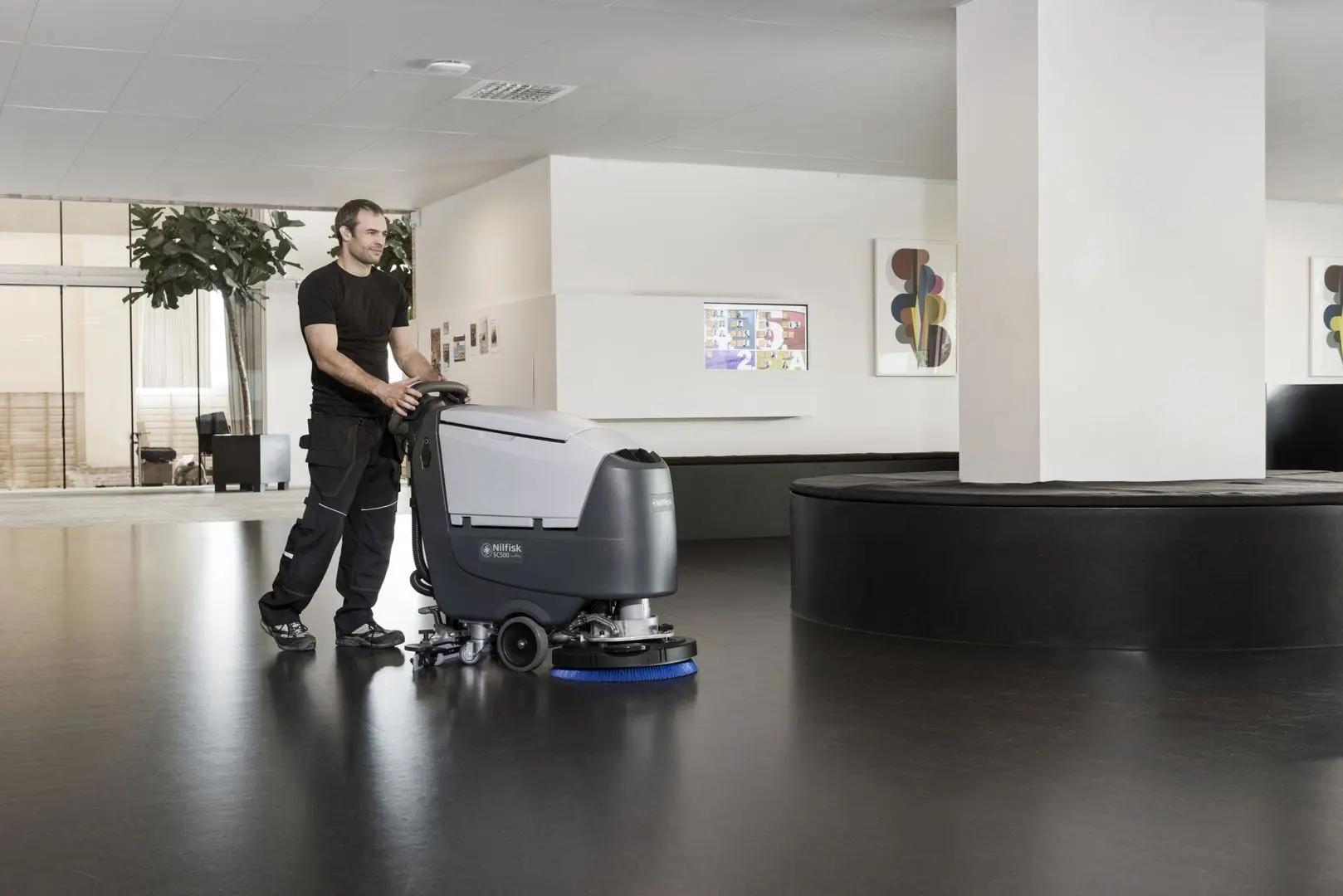 Поломоечная машина Nilfisk SC500 53 B Go Full Pkg (Grey)