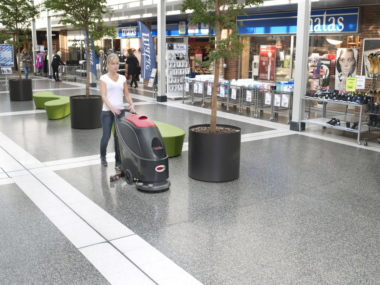 Поломоечная машина Nilfisk Viper AS510B-EU (Red/Black)