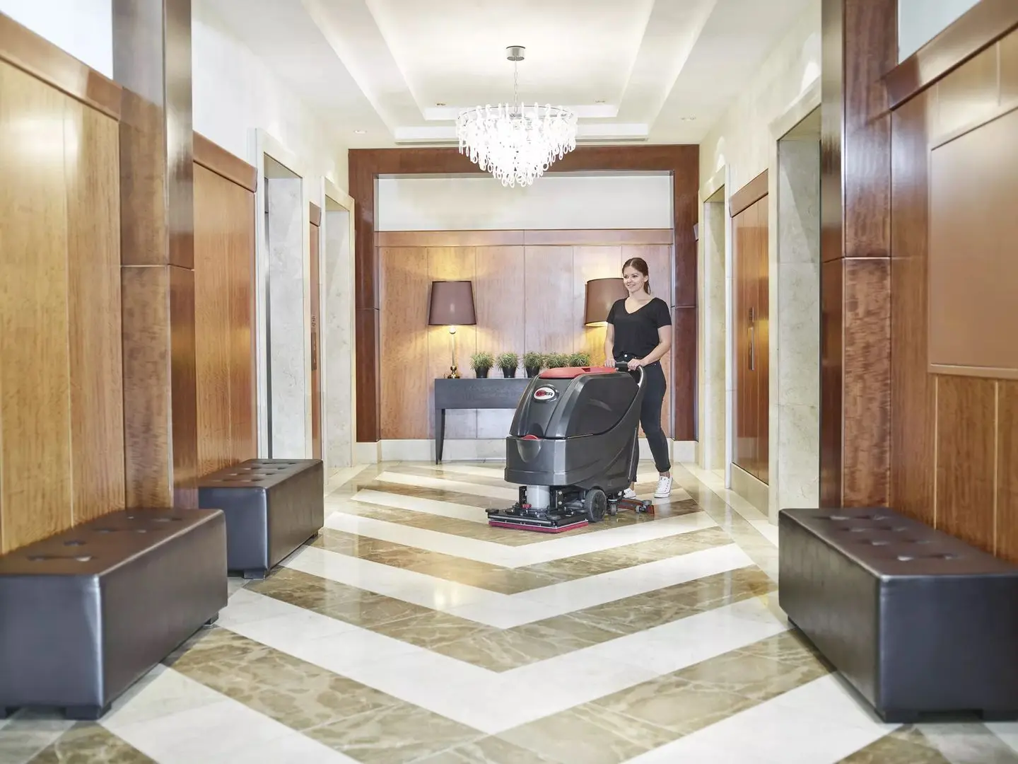 Поломоечная машина Nilfisk Viper AS5160T-EU (Red/Black)