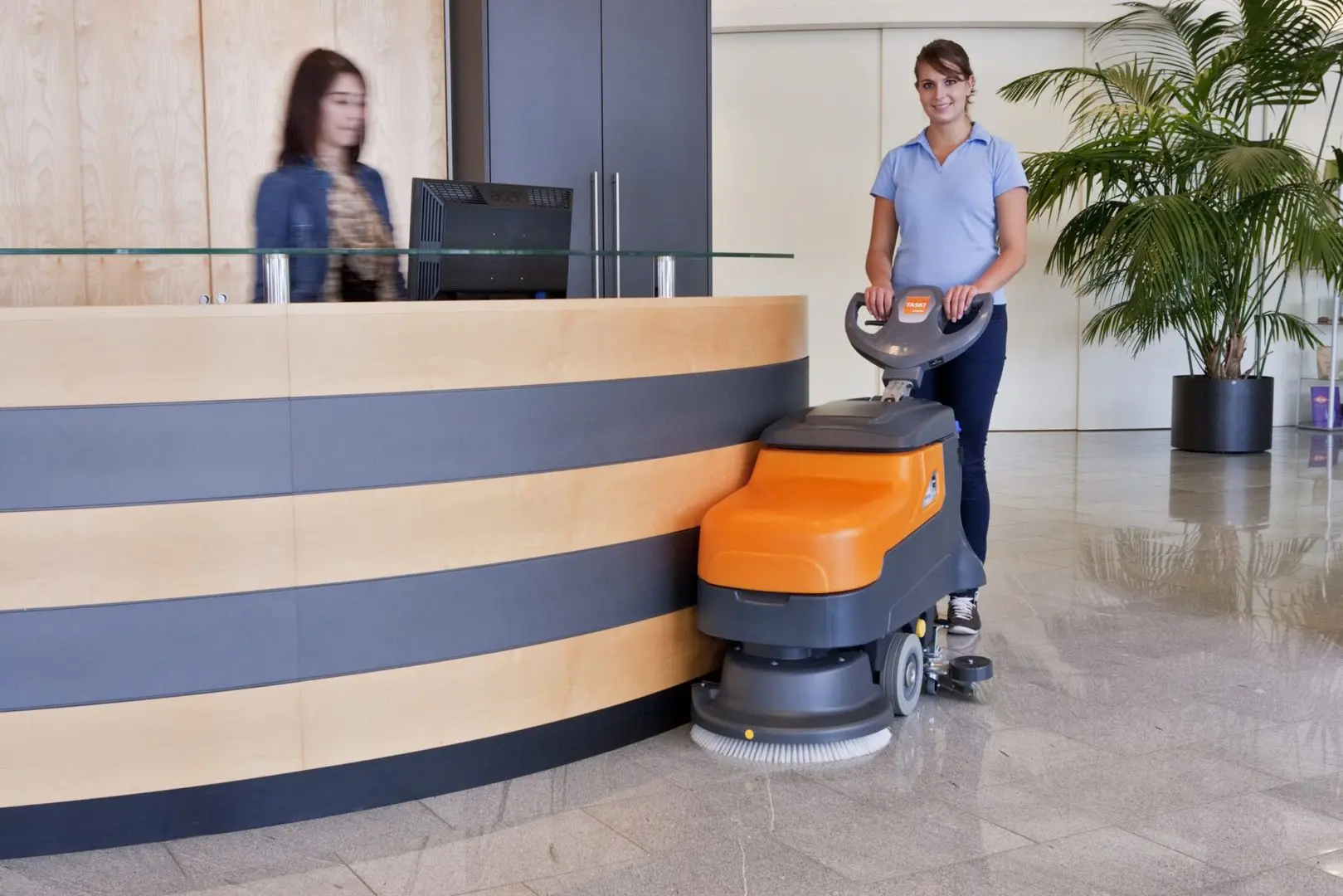 Masina de spalat pardoseala Taski Swingo 455 B BMS (Orange/Grey) - 3