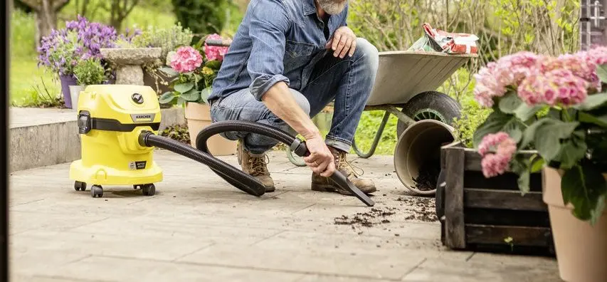 Aspirator industrial Karcher WD 2-18 V-12/18 Battery + Kit 1.628-500.01 (Yellow/Black)