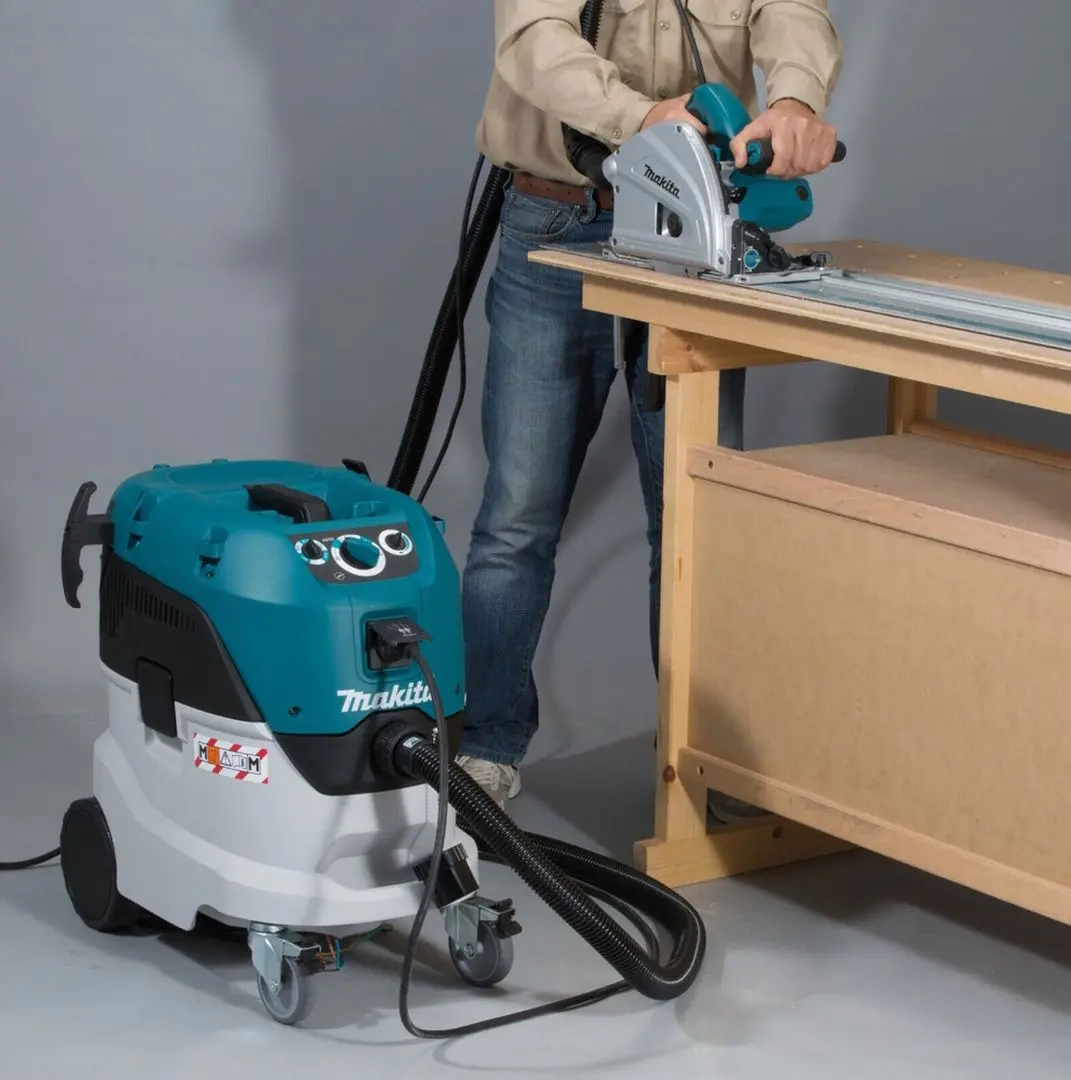 Промышленный пылесос Makita VC4210L (Blue)