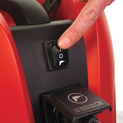 Промышленный пылесос Milwaukee AS2-250ELCP (Red/Black) Thumb