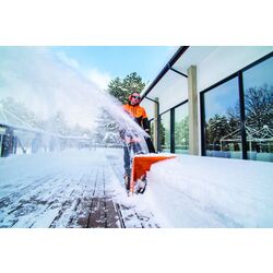 Снегоуборочная машина Villager VST 70 Thumb