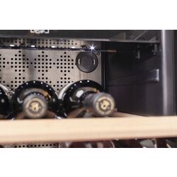 Встраиваемый винный шкаф Hoover HWCB 45 (Black) Thumb