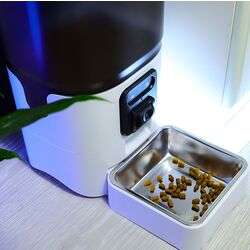 Автоматический дозатор пищи iHunt Smart Pet Feeder 6L Cam (Black/White) Thumb