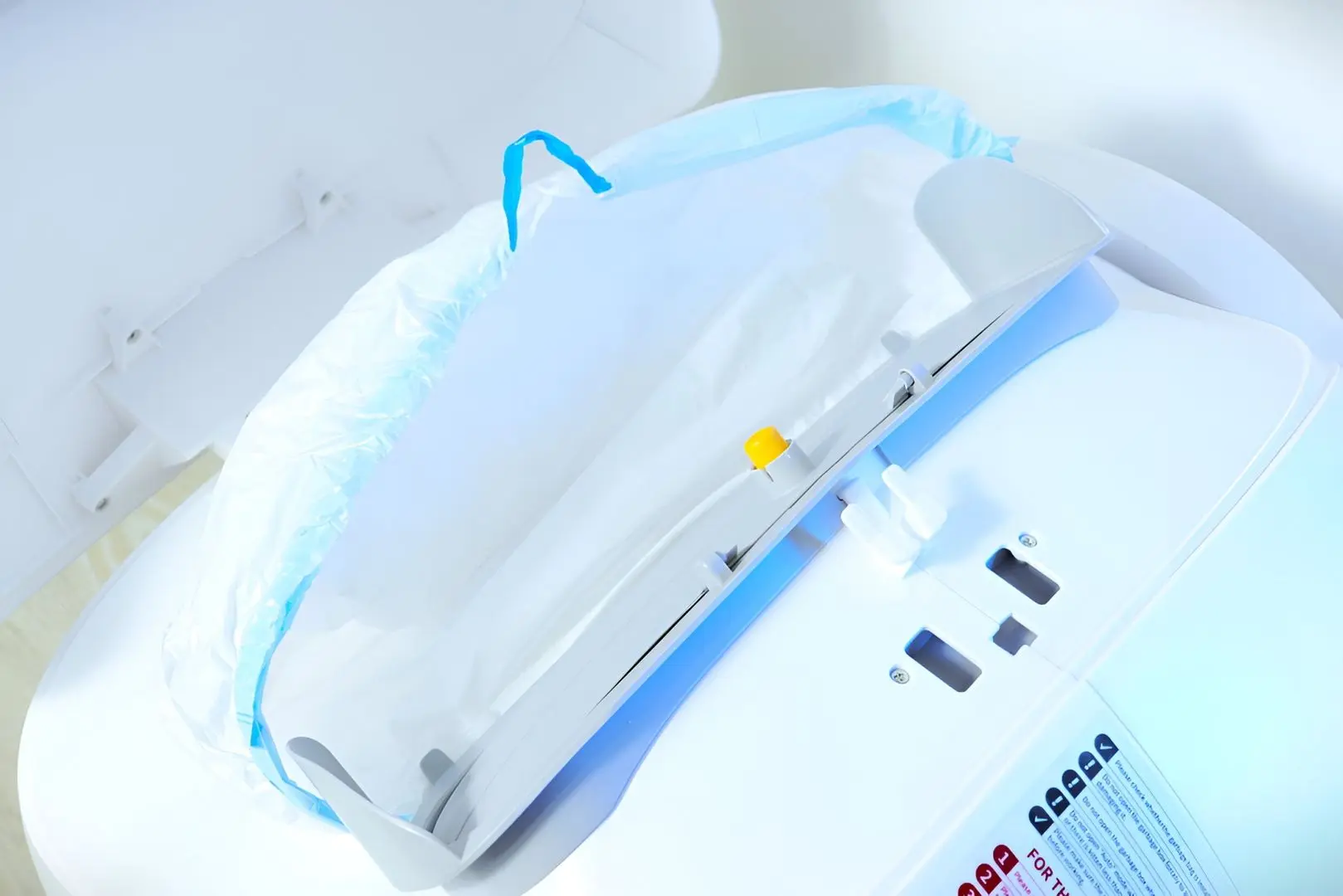 Litieră automată pentru pisici iHunt Smart Cat Litter (White)