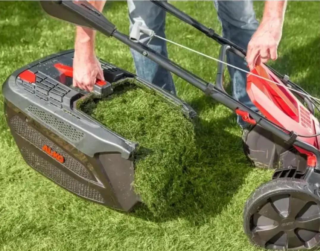 Masina de tuns iarba pe benzina Al-ko Premium 473 VS-B