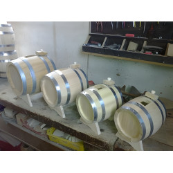 Butoi de vin 3 l Thumb