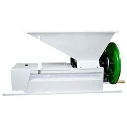 Ручная дробилка для винограда Tehno MS DG04 Thumb