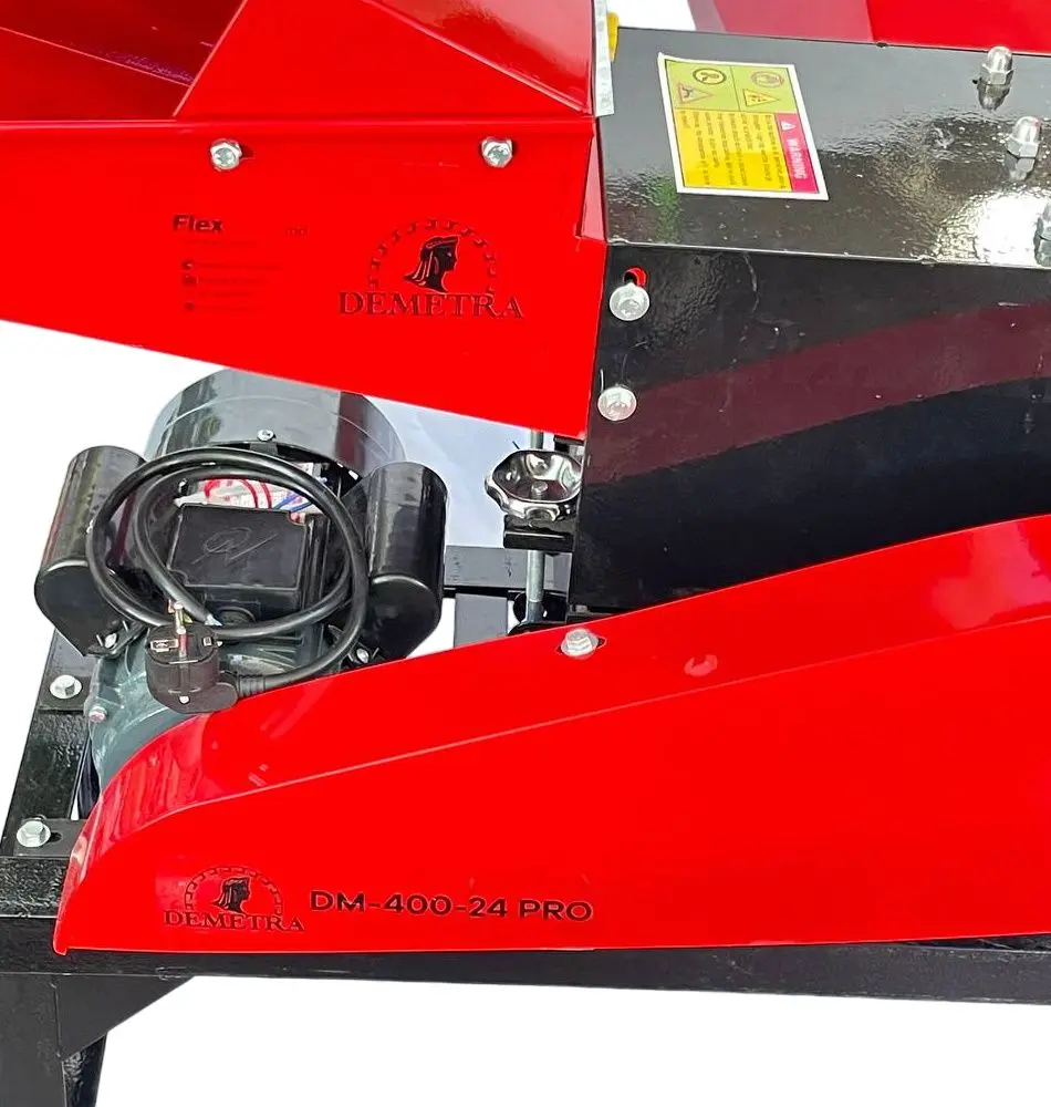 Измельчитель кормов Demetra DM-400-24 Pro (Red/Black)