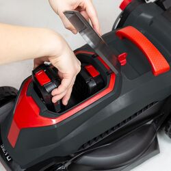 Masina de tuns iarba cu acumulator Al-ko 32.1 Li BoFlex Thumb