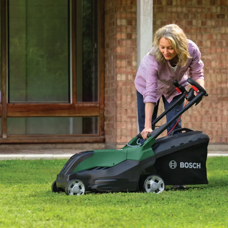 Электрическая газонокосилка Bosch AdvancedRotak 40-650 (06008B9H00)