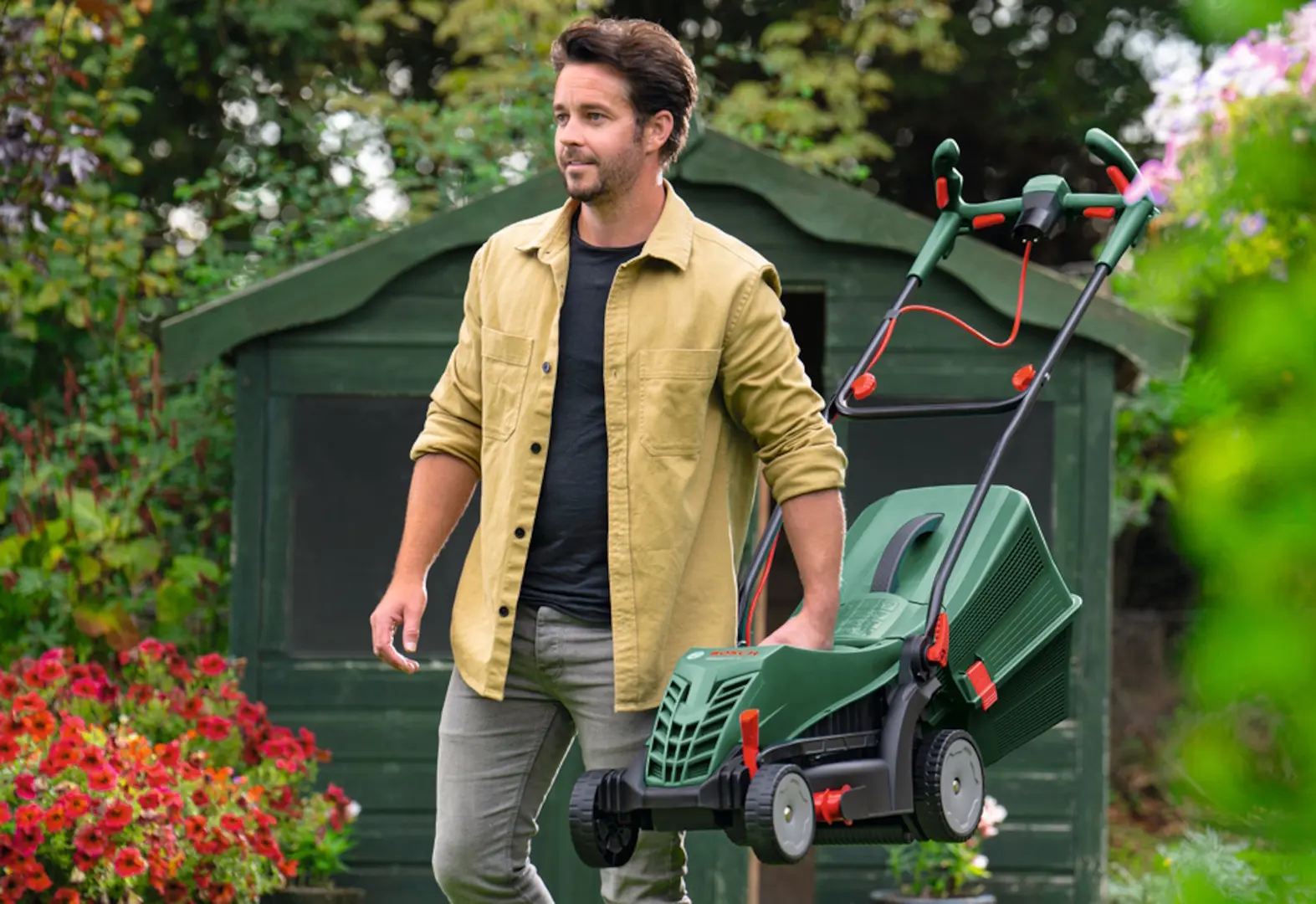 Masina de tuns iarba electrica Bosch UniversalRotak 34-405 (06008A6401)