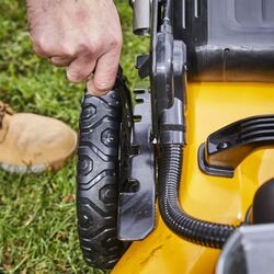 Masina de tuns iarba cu acumulator Dewalt DCMW564RN-XJ Solo Thumb