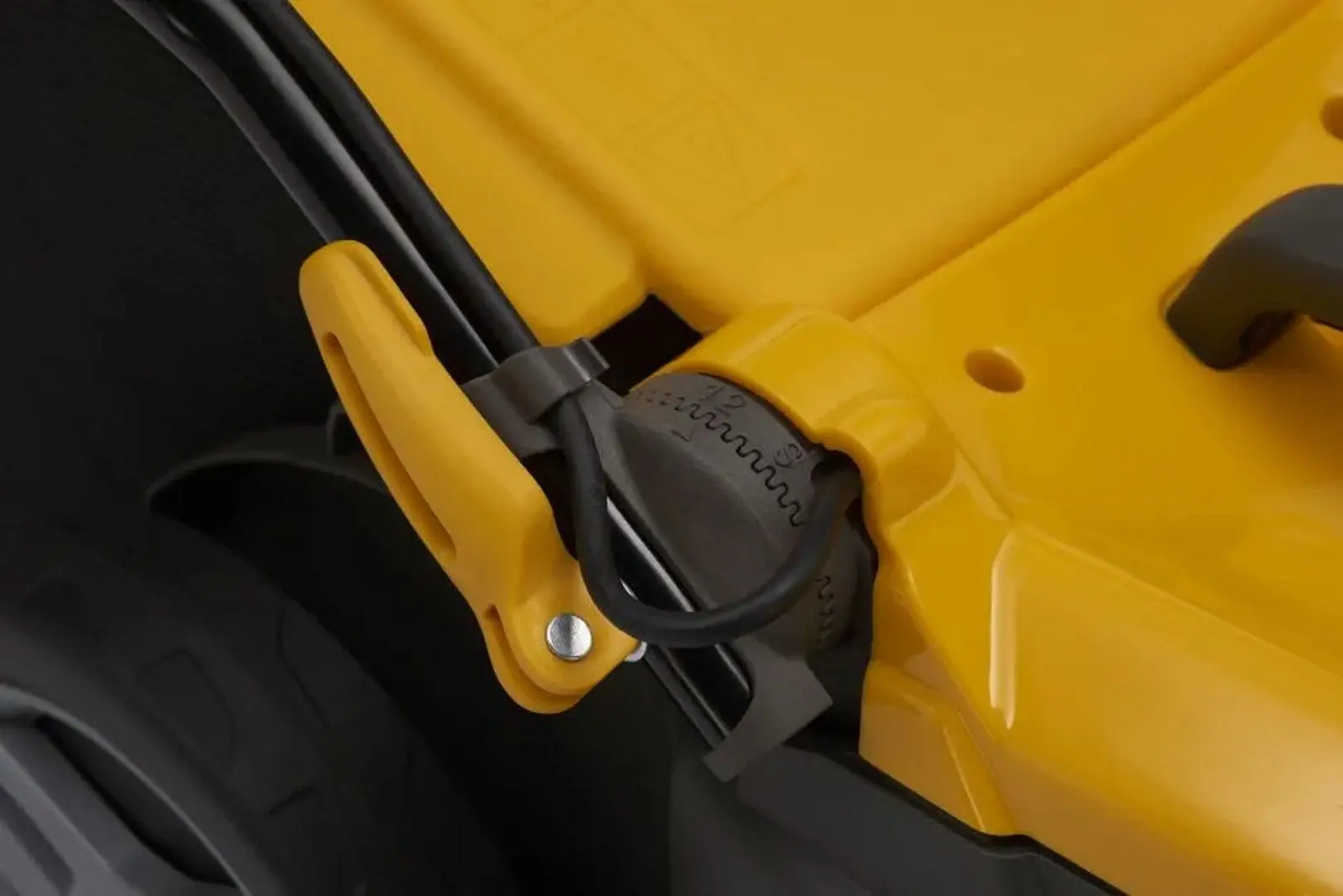 Masina de tuns iarba electrica Stiga Combi 340c (Black/Yellow) - 5