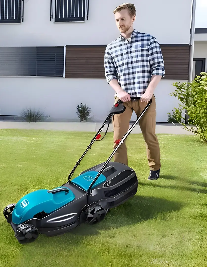 Masina de tuns iarba electrica Total TGT616152