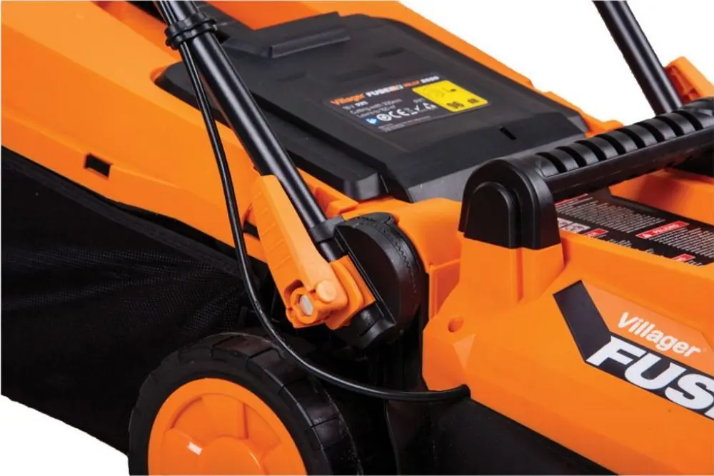 Аккумуляторная газонокосилка Villager Villy 2020E-1BCB
