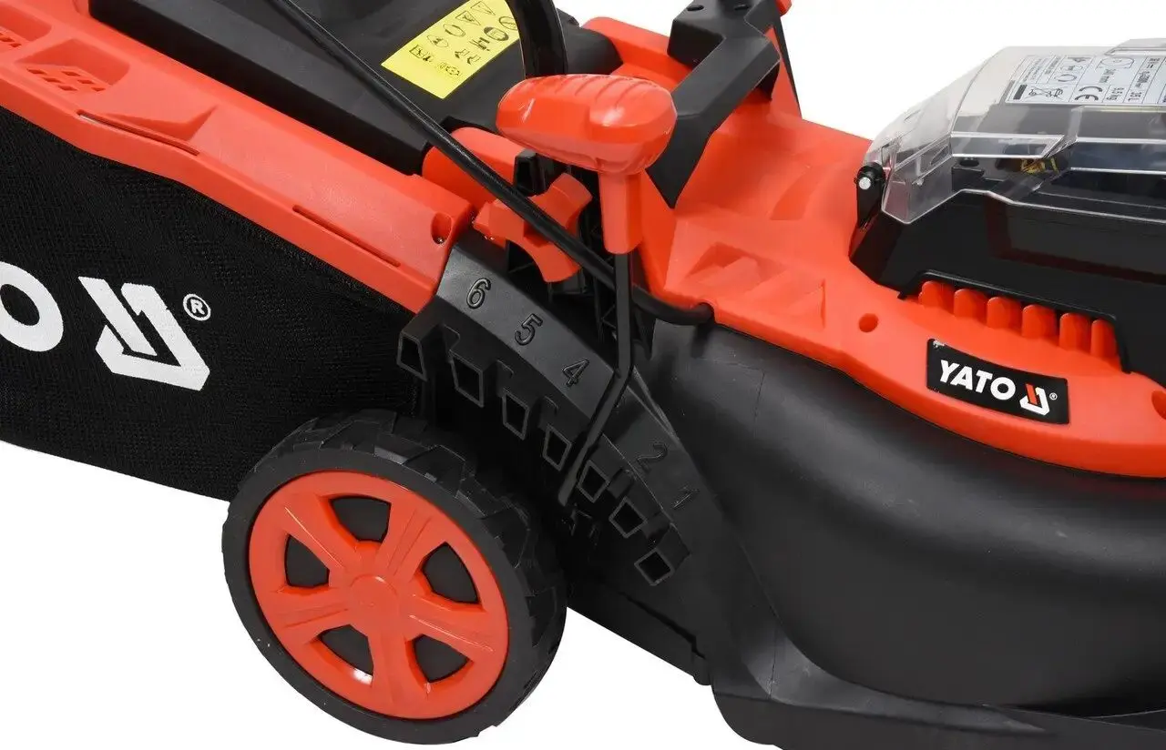 Masina de tuns iarba cu acumulator Yato YT85220 (Red/Black)