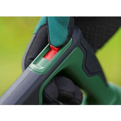 Suflanta de aer cu acumulator Bosch UniversalLeafBlower 18V-130 Thumb