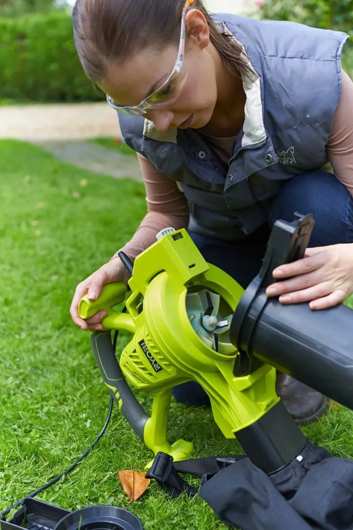 Suflanta-aspirator Ryobi RBV3000CSV - 4