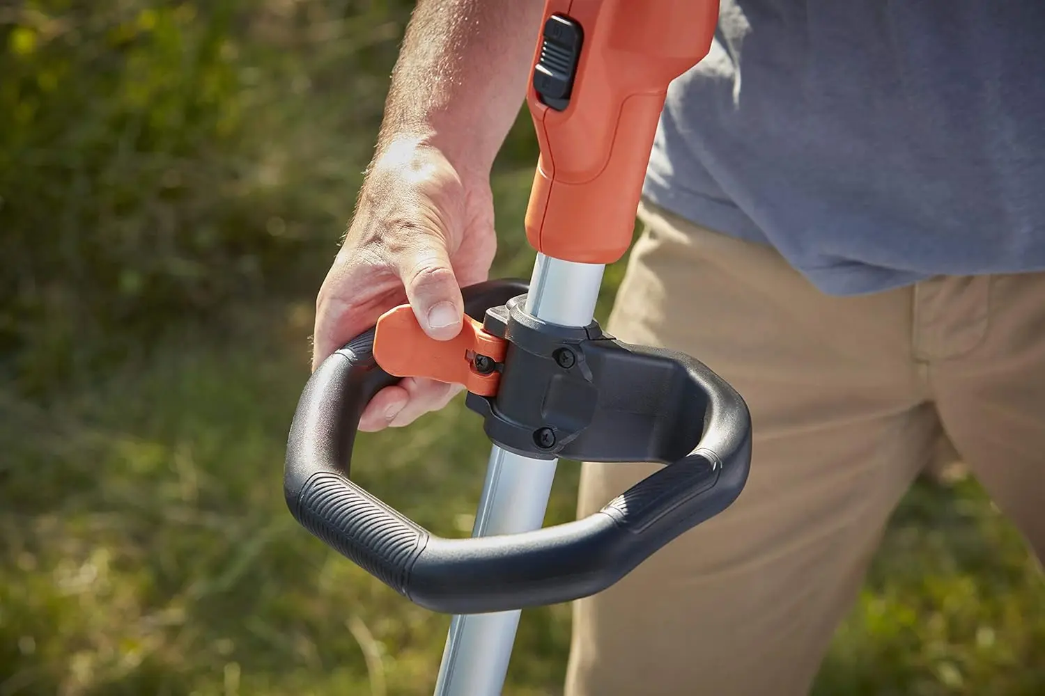 Trimmer cu acumulator Black&Decker BCSTE636L1-QW