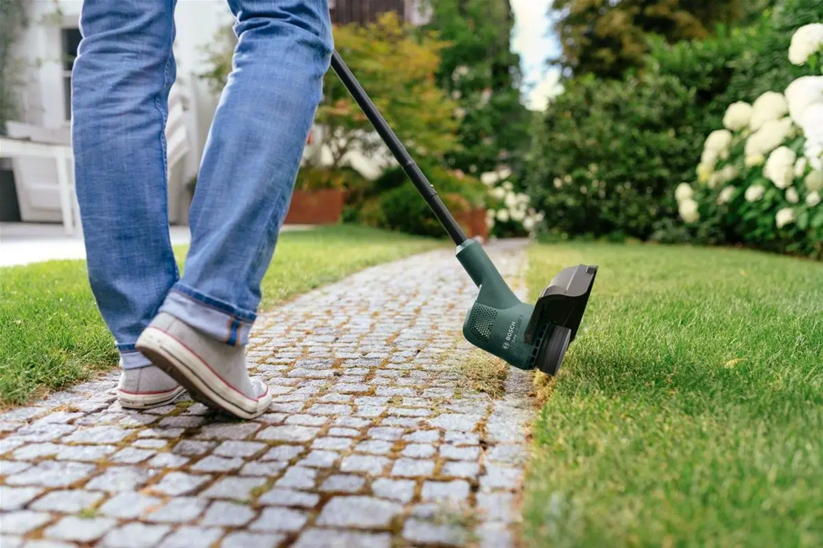 Trimmer pentru gradina Bosch EasyGrassCut 18-230 0.600.8C1.A00