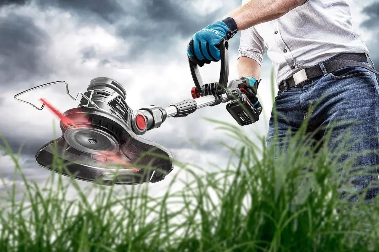 Электрический триммер Graphite Energy 58G030 (Black)