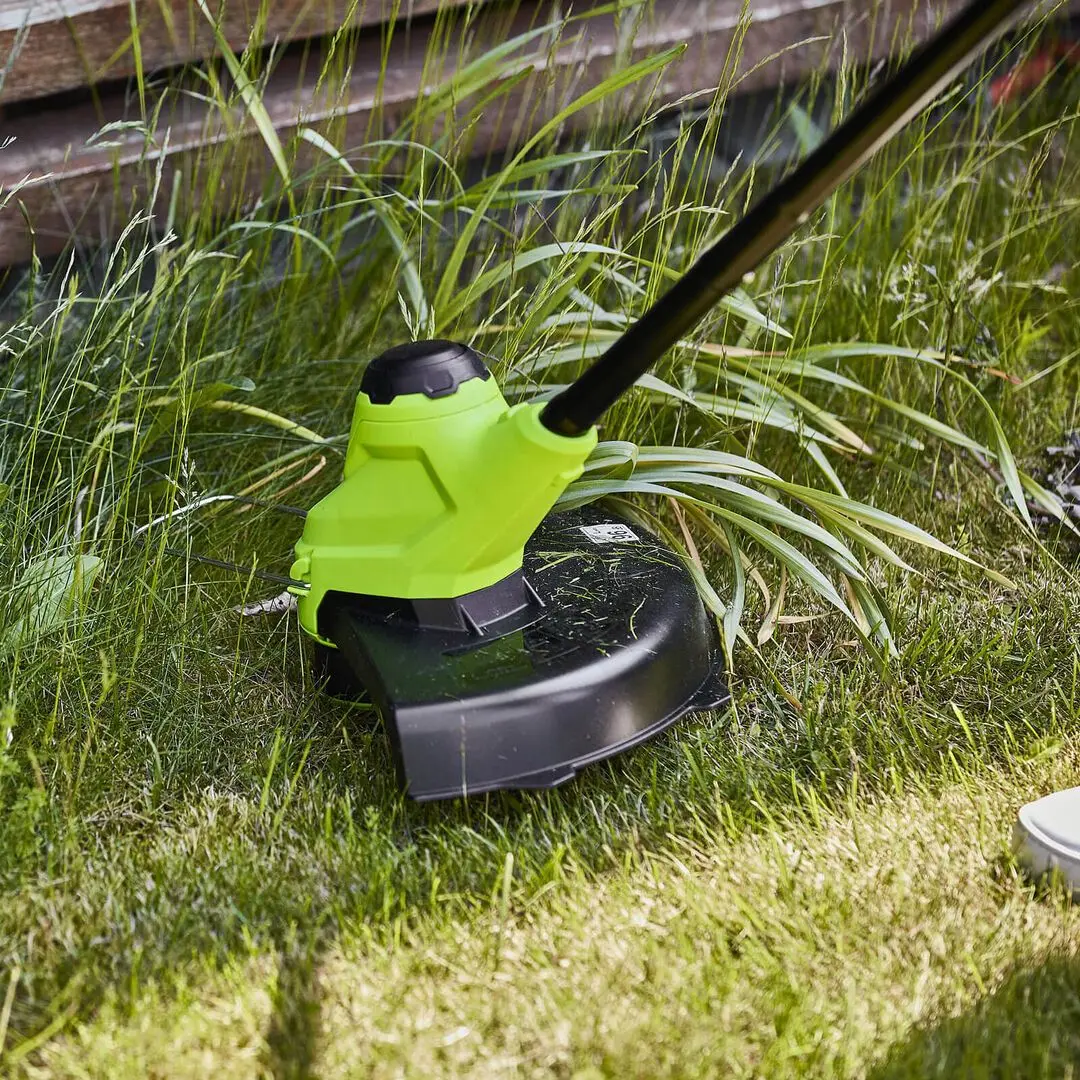 Trimmmer cu acumaltor GreenWorks G24LT25 (Green/Black)