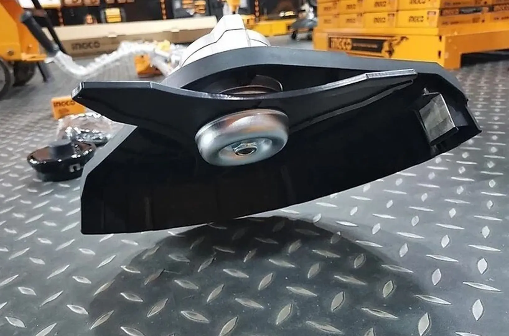 Аккумуляторный триммер Ingco Industrial CSTLI20018 - 3