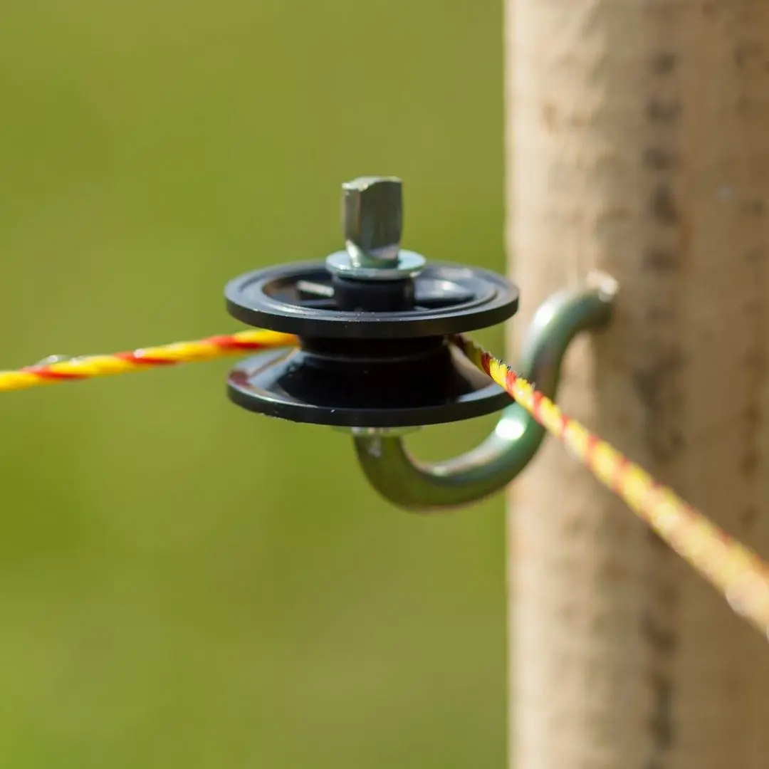 Pachet gard electric Agro Electro DL7200 + 0252 6000m + sistem solar 50W + Acc for domestic animal